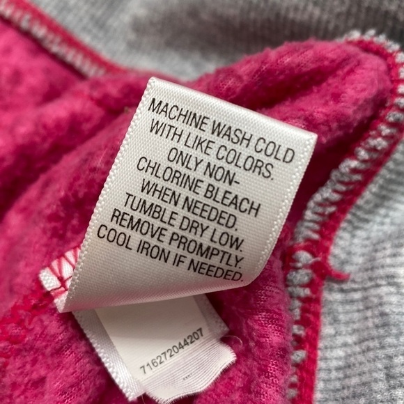 Simply Vera Vera Wang Sweatshirt Pink Gray Heart Small - Picture 9 of 9